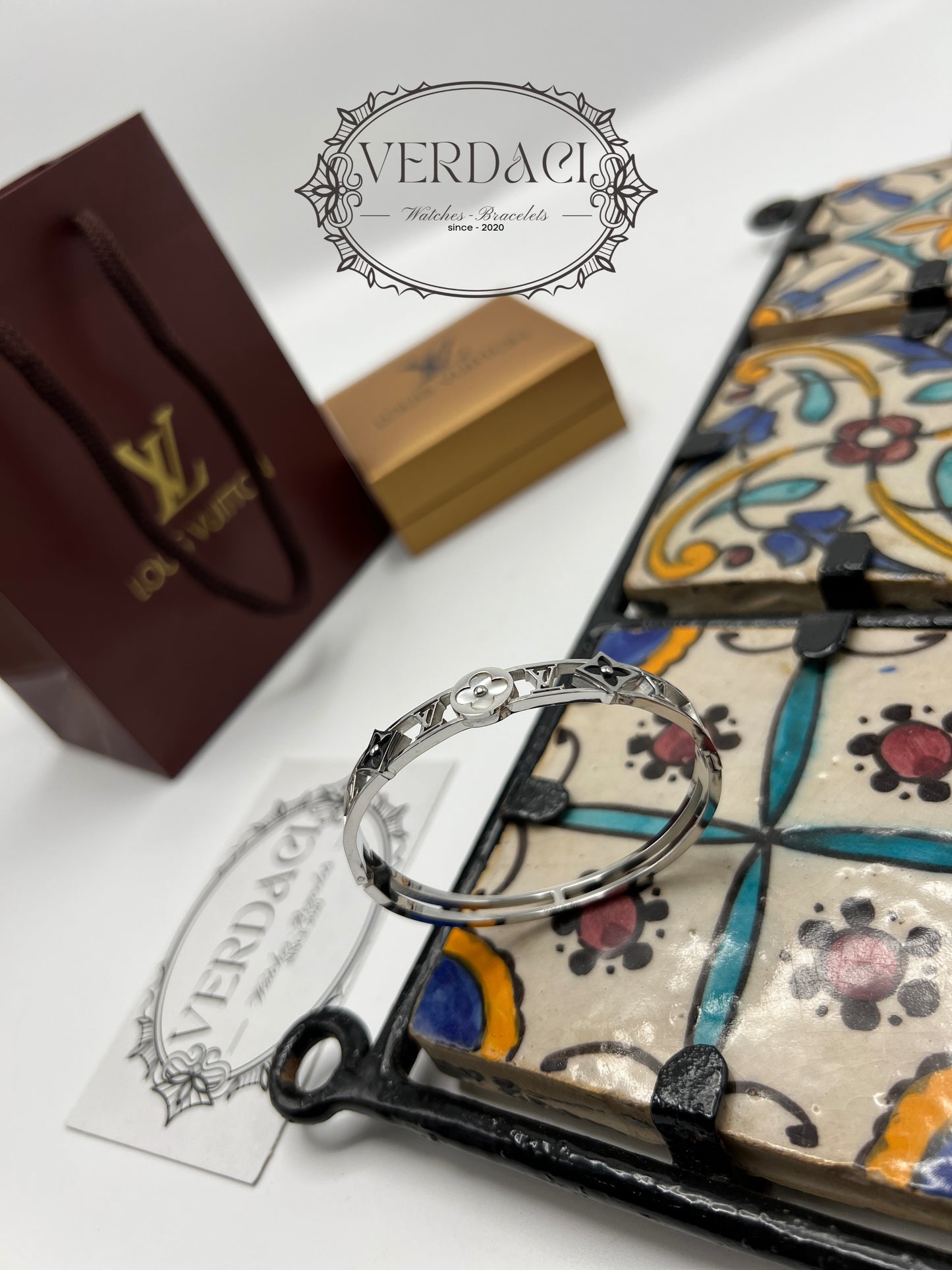 Bracelet de Luxe Pour Femme / F300482