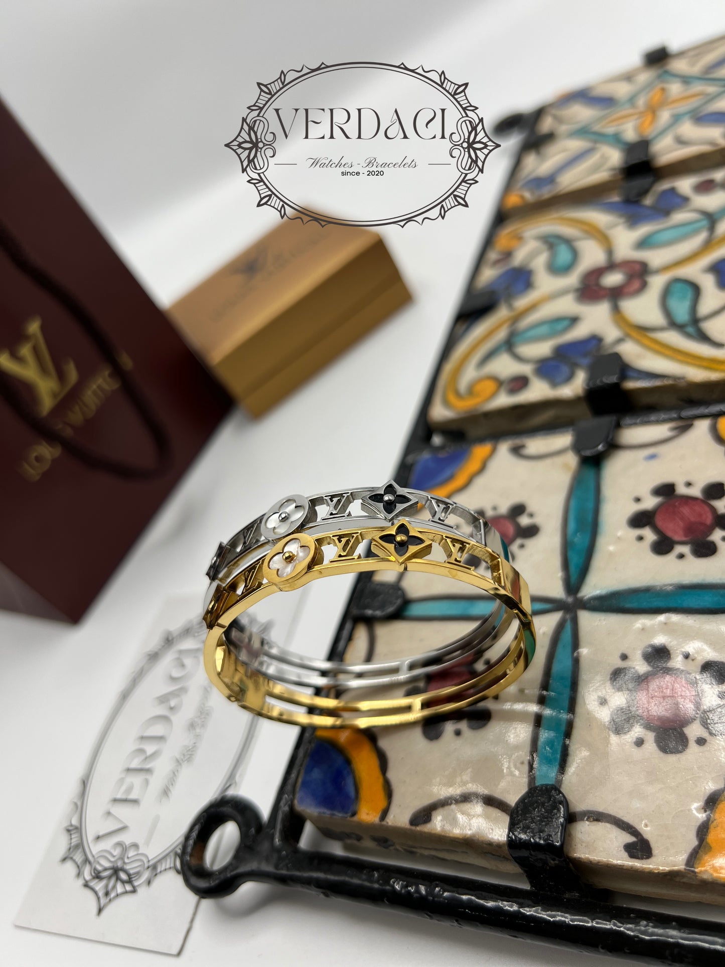 Bracelet de Luxe Pour Femme / F300482