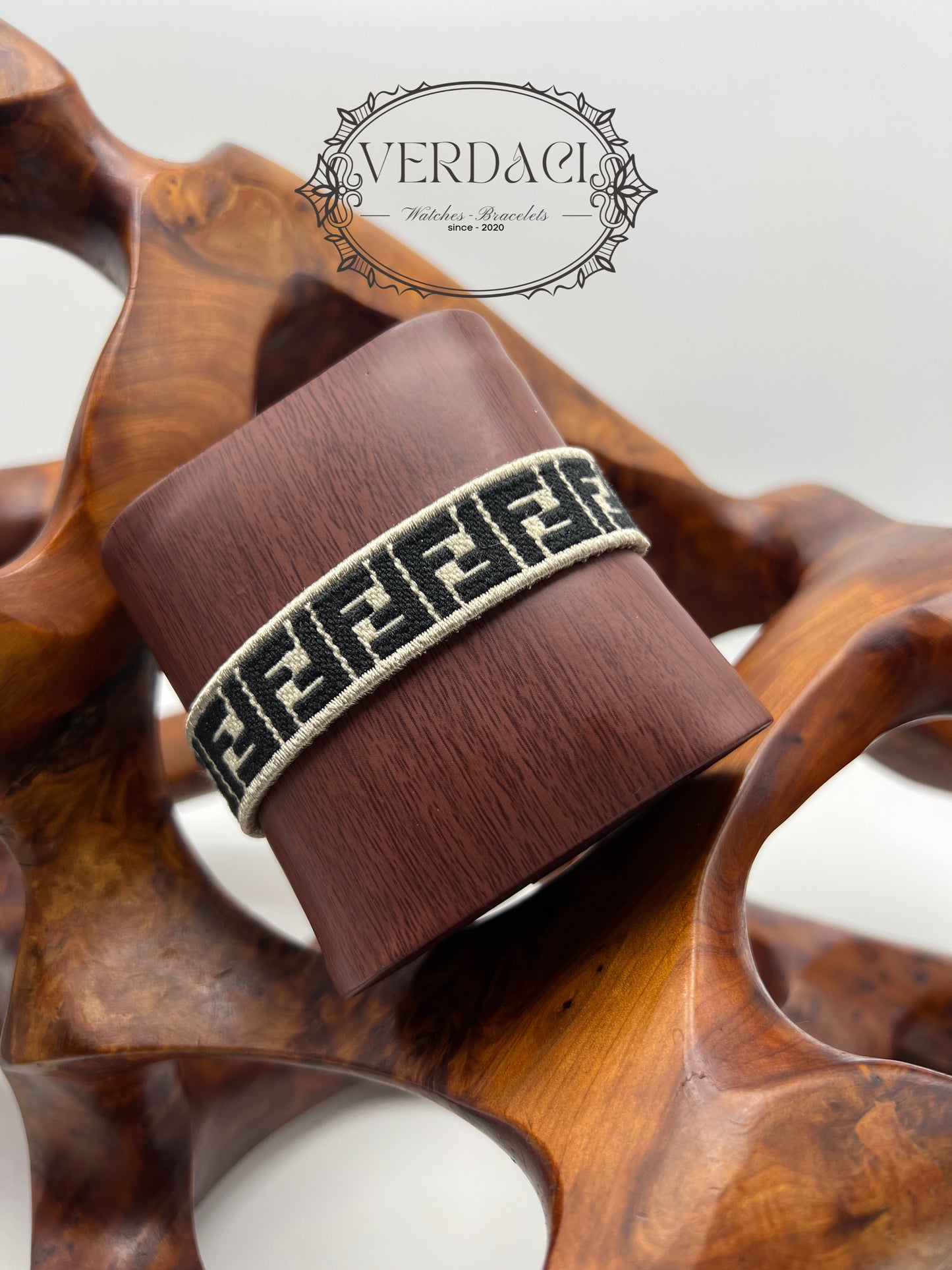 Bracelet de Luxe Pour Femme / F300474