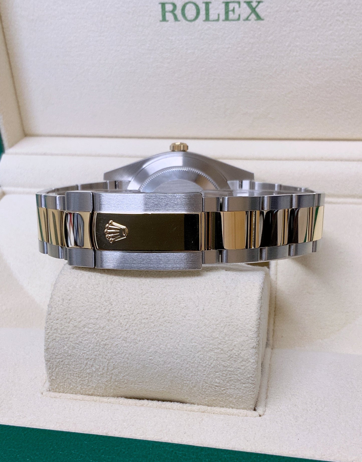 ROLEX DATEJUST 41MM TWO TONE OYSTER PERPETUAL BLACK DIAL