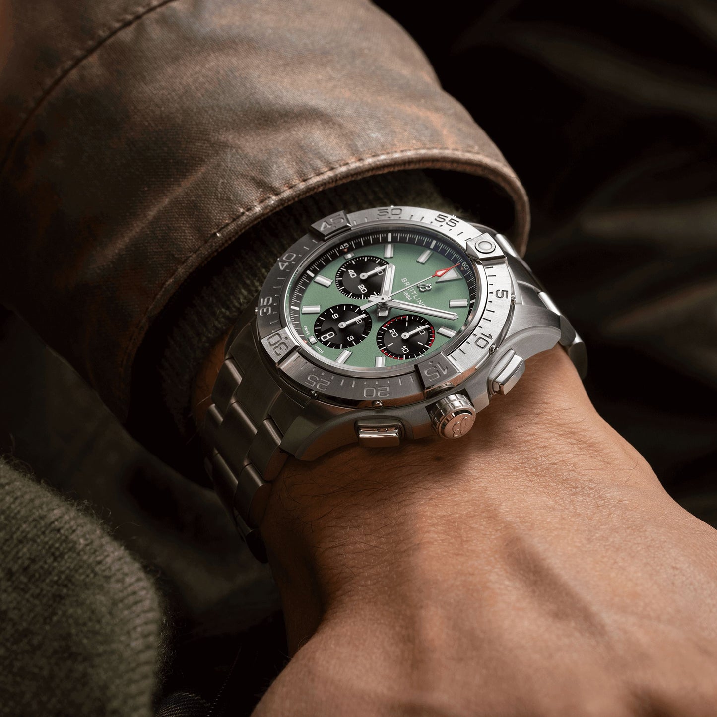 Montre Breitling Avenger B01 Chronograph cadran vert