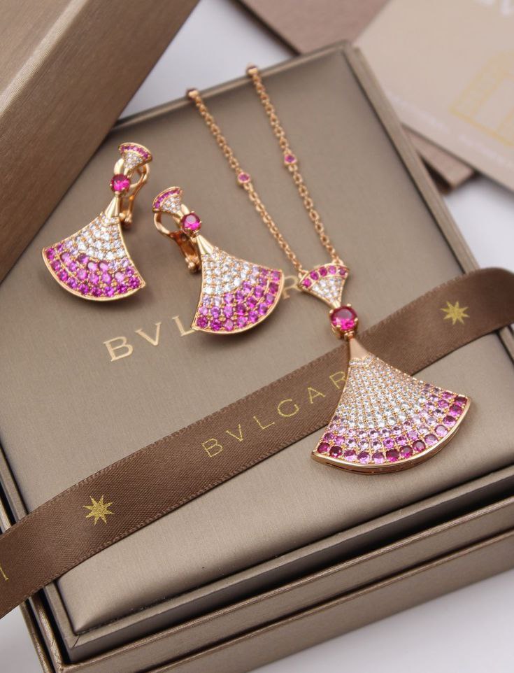 Pack de Luxe Pour Femme / F300756