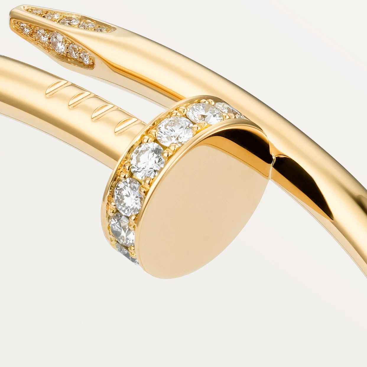 Bracelet de luxe pour femme / CF40004