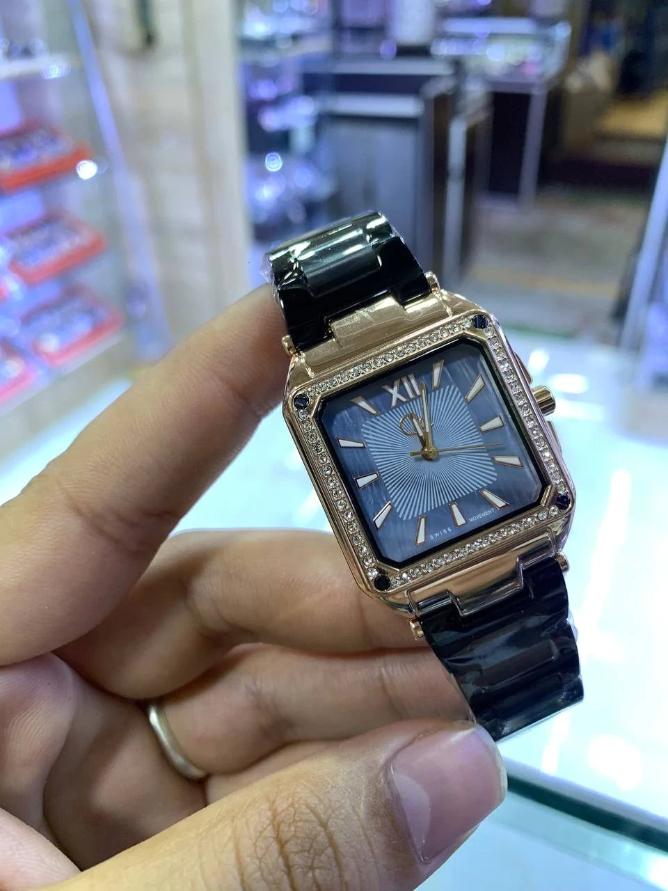 ساعة نسائية فاخرة FH30021
