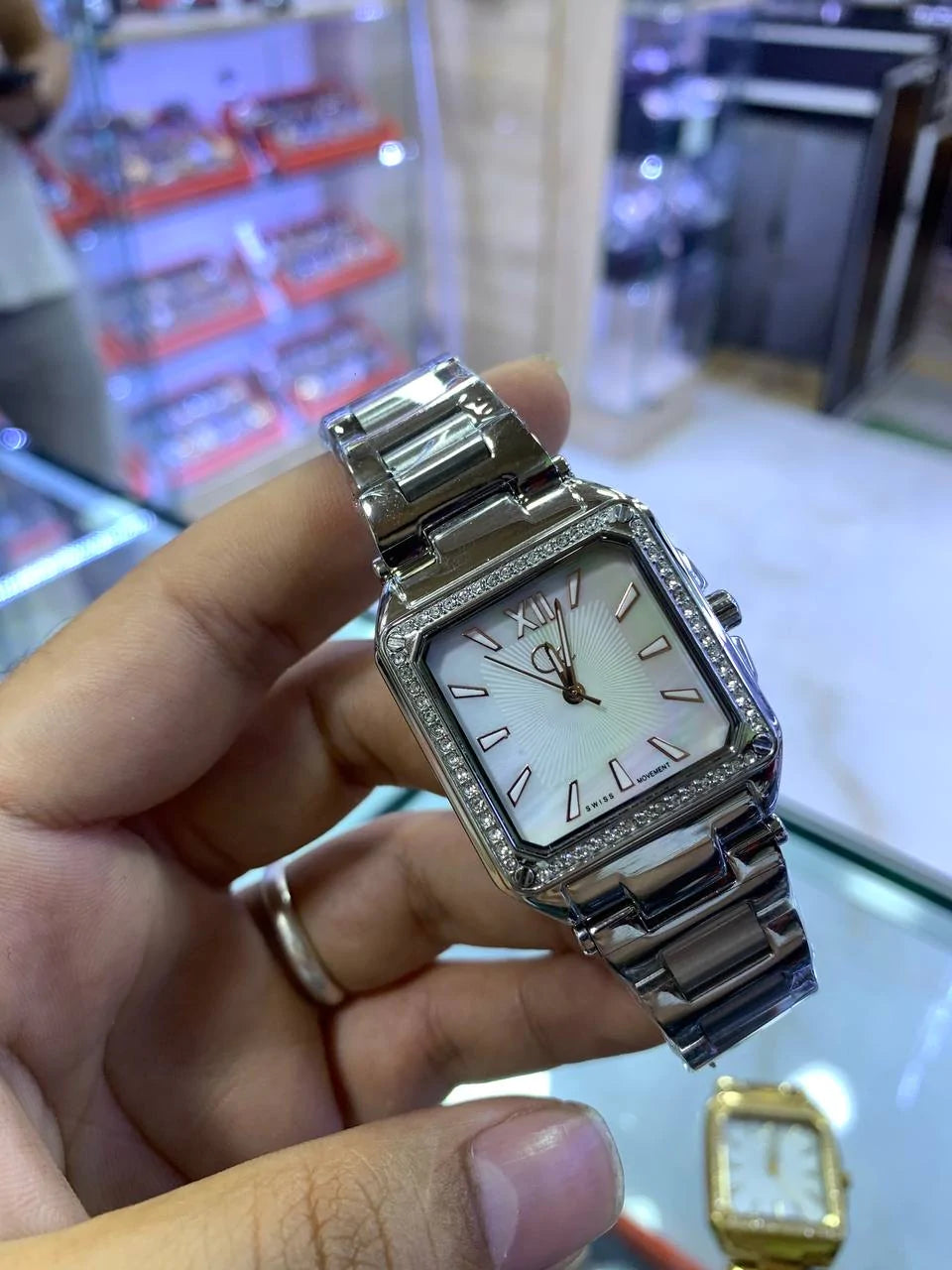 ساعة نسائية فاخرة FH30021