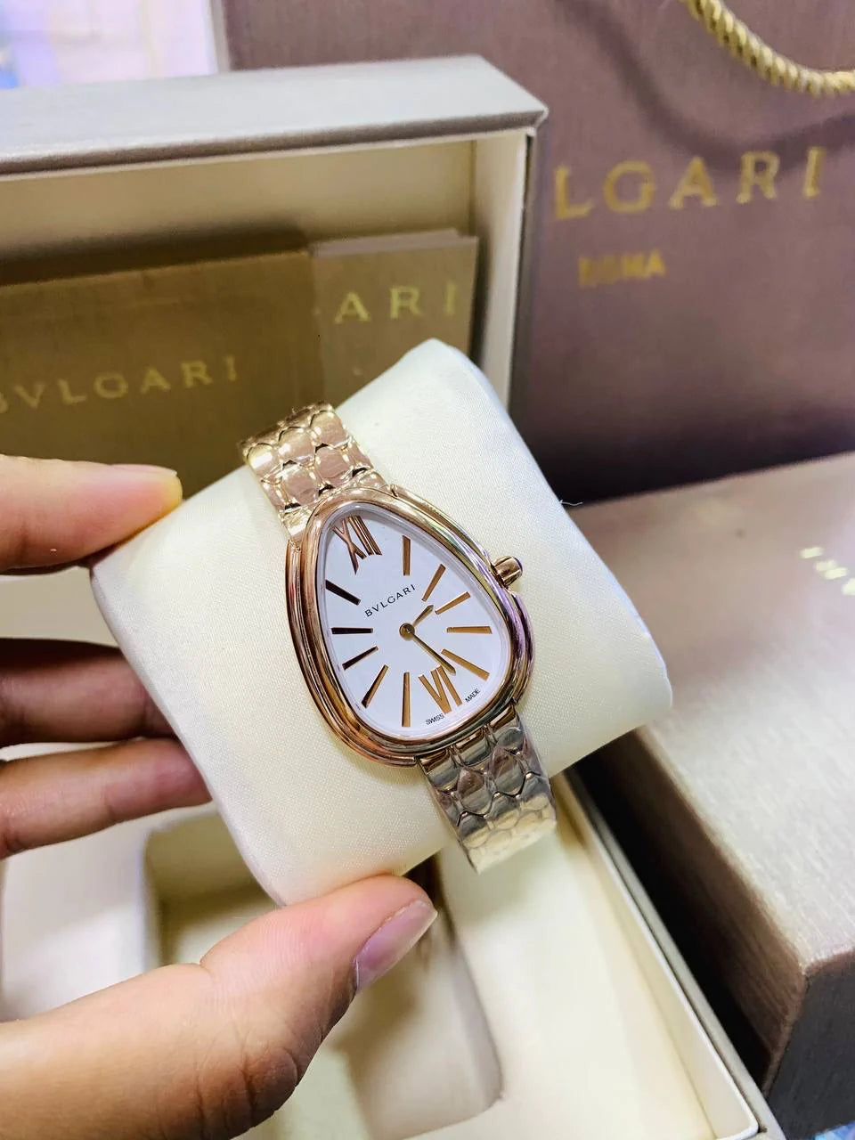 ساعة نسائية فاخرة FH30022