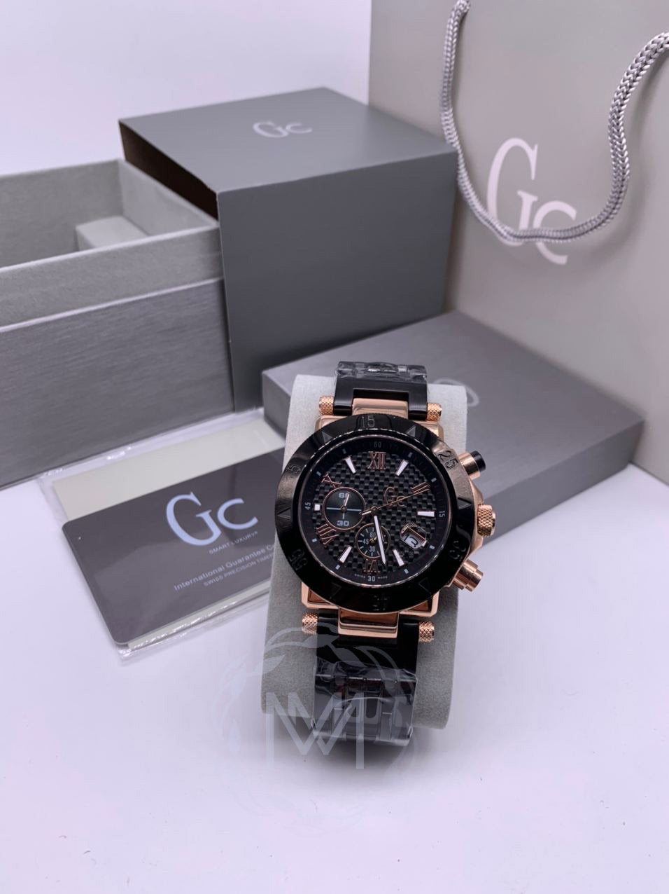 ساعة GUESS Chronograph G47000G1 للرجال