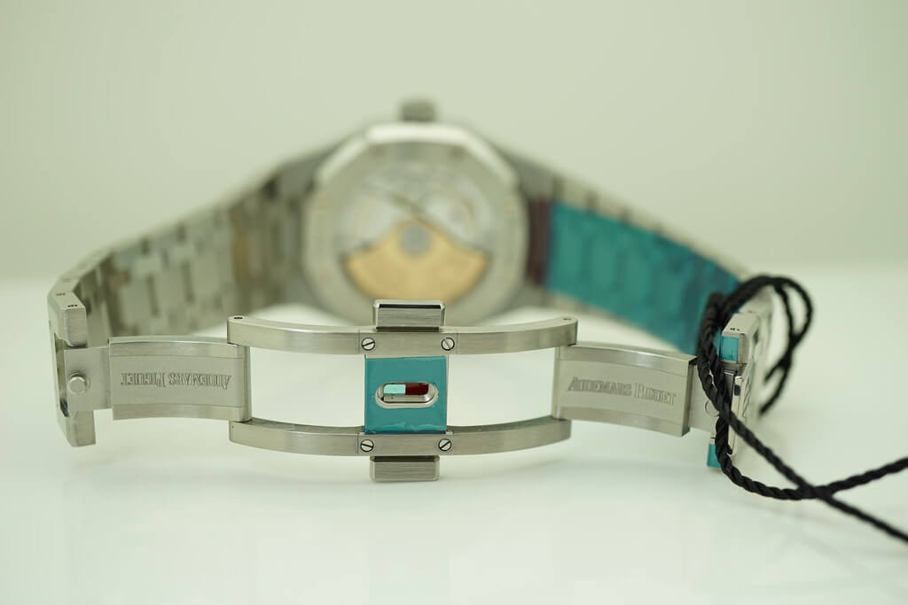 ساعة اوديمار بيجيه الرجالية Royal Oak Blue 41mm