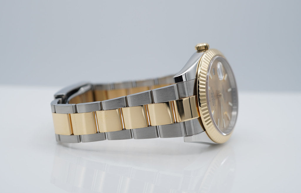 Rolex Datejust 126333 Stainless Steel - Gold Champagne Dial