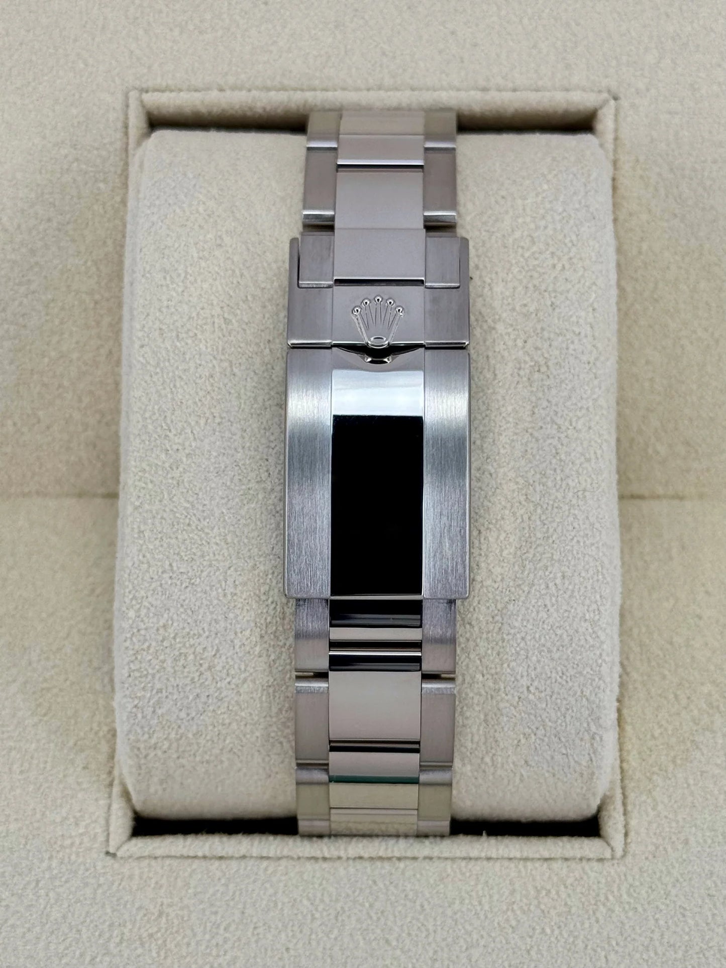 Rolex Daytona 40mm 126509 White Gold Black Dial