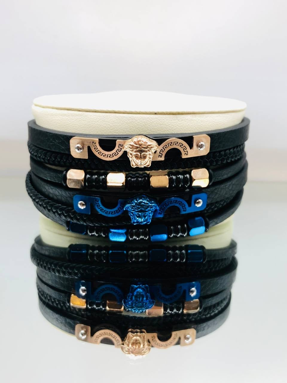 bracelet cuir  de Luxe Pour Homme / H30084