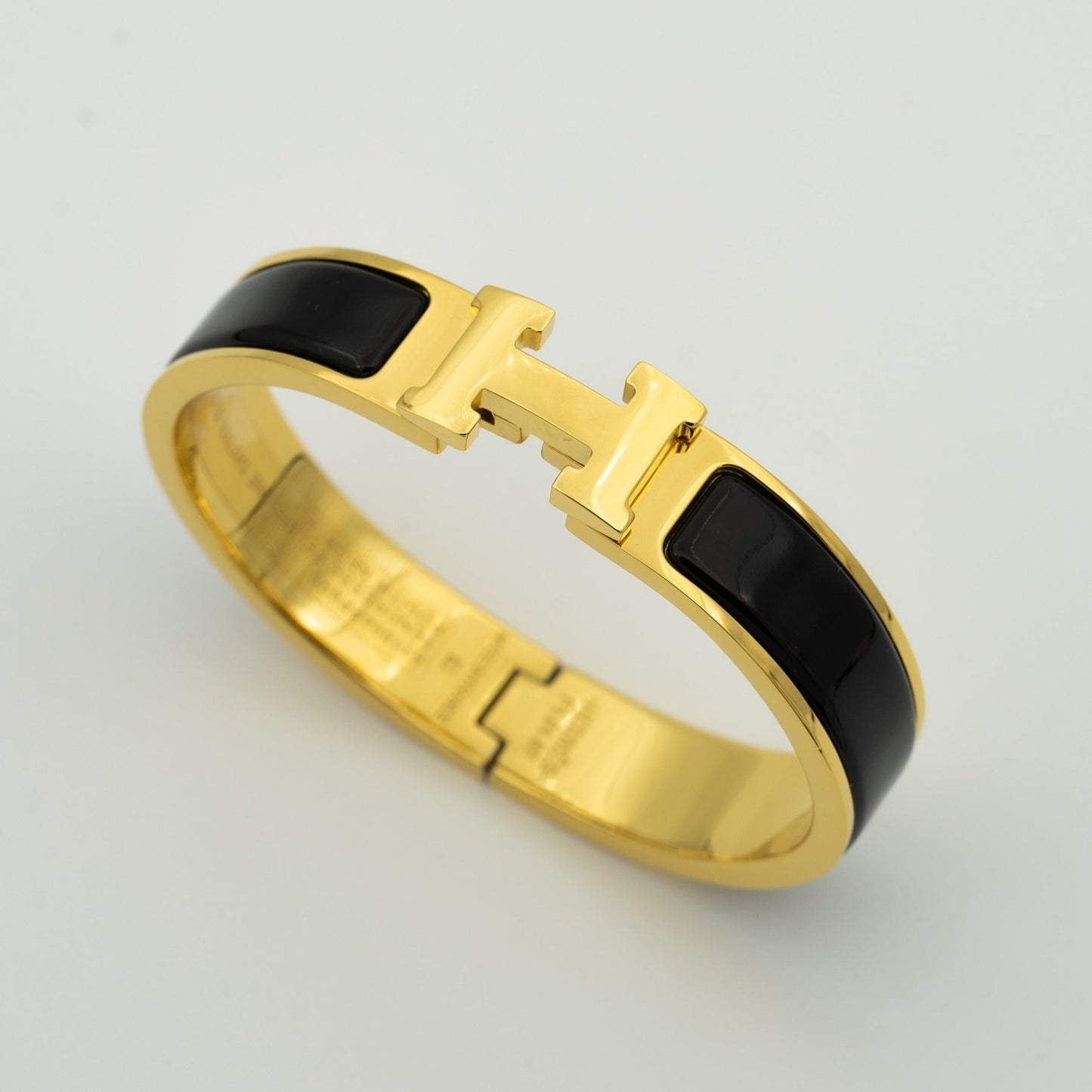 [Verdaci™]H BLACK BRACELET