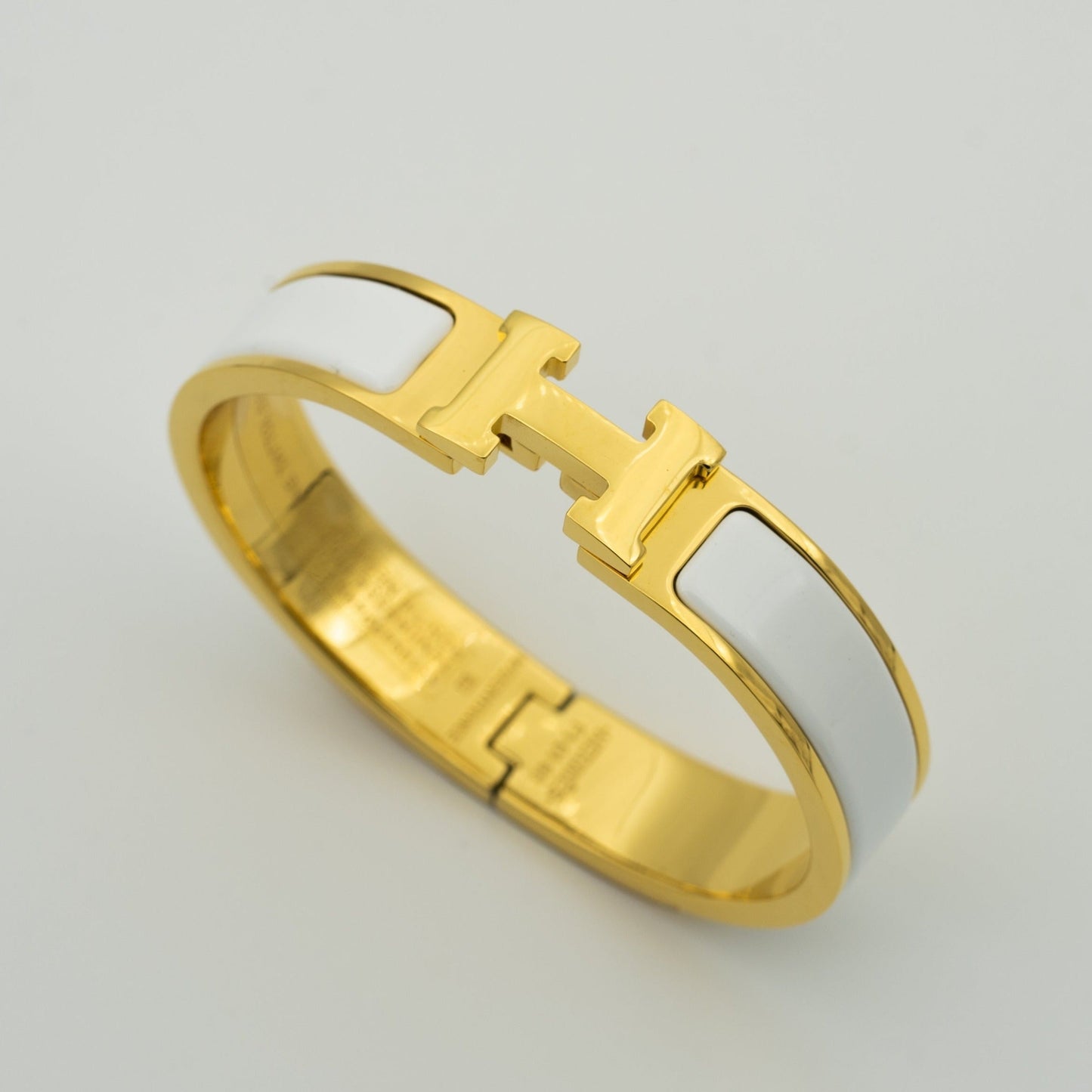 [Verdaci™]H WHITE BRACELET