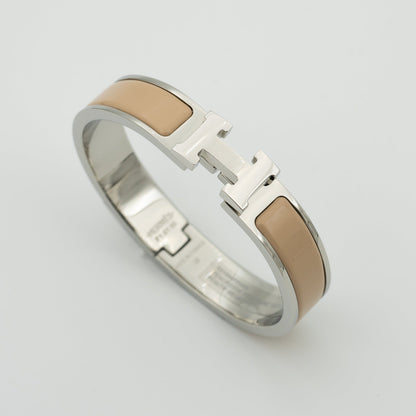 [Verdaci™]H GREY BRACELET