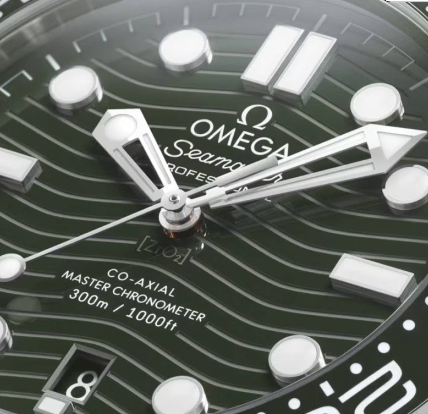 OMEGA Seamaster  Green Dial Steel Bracelet