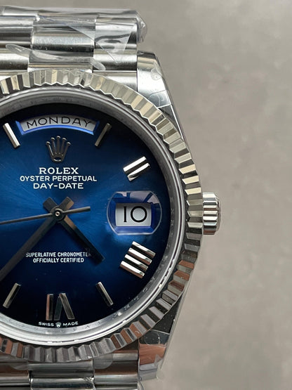 ROLEX DayDate 40 Blue/Black Dial
