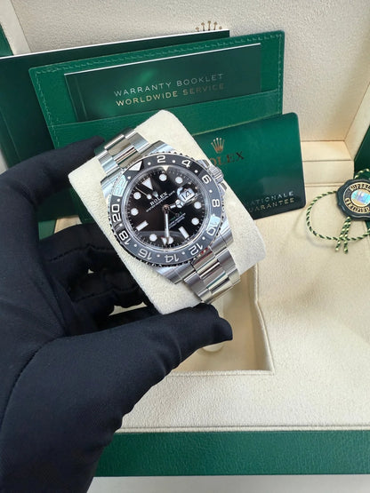 ROLEX GMT-Master II Oyster "Bruce Wayne" 126710GRNR