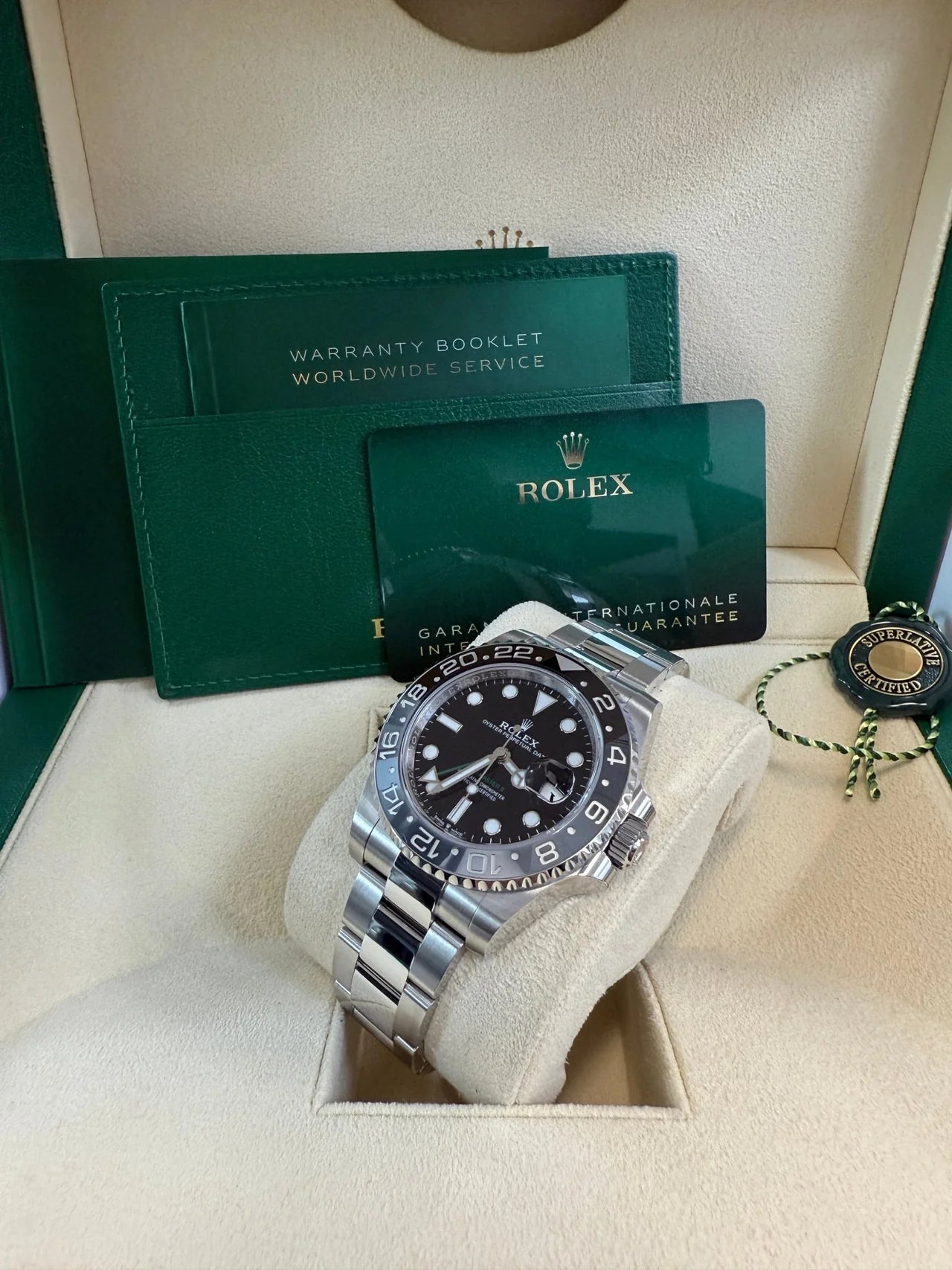 ROLEX GMT-Master II Oyster "Bruce Wayne" 126710GRNR
