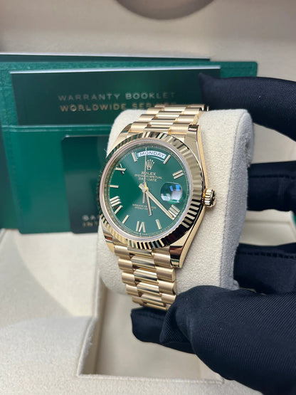 Rolex Day-Date 40 Yellow Gold Green Roman Dial 228238