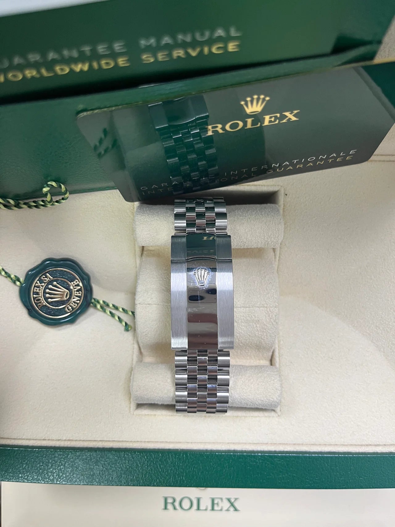 Rolex Sky-Dweller Mint Green Jubilee Bracelet 336934