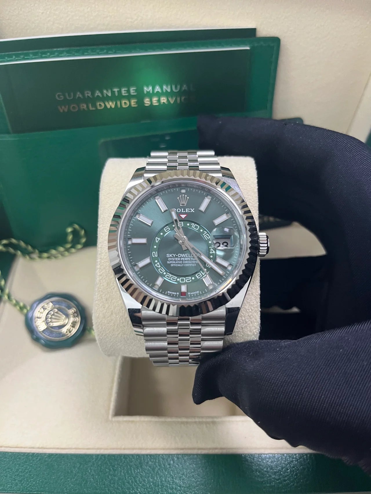 Rolex Sky-Dweller Mint Green Jubilee Bracelet 336934