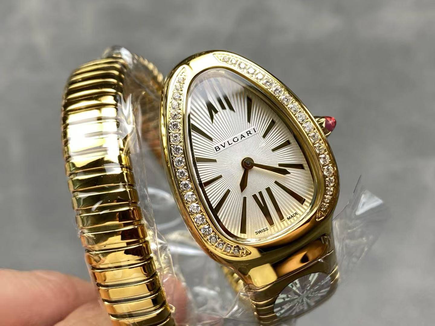 SERPENTI TUBOGAS WATCH