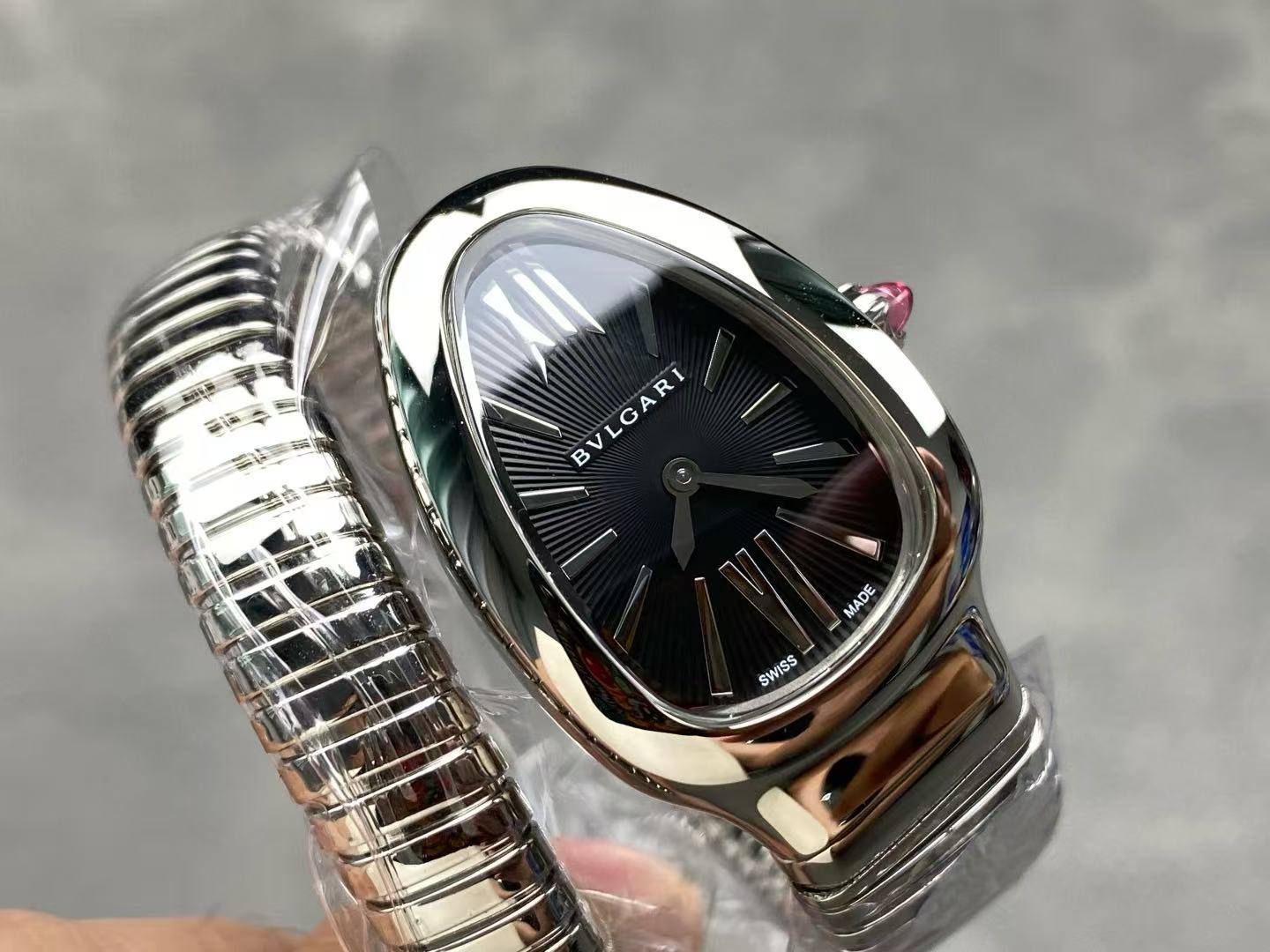 SERPENTI TUBOGAS WATCH