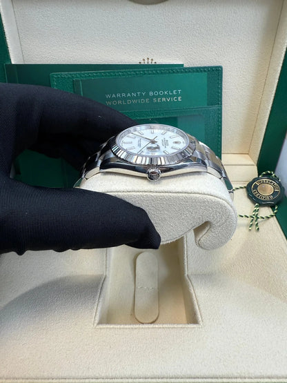 Rolex Datejust 41 126334 Fluted Bezel Oyster White