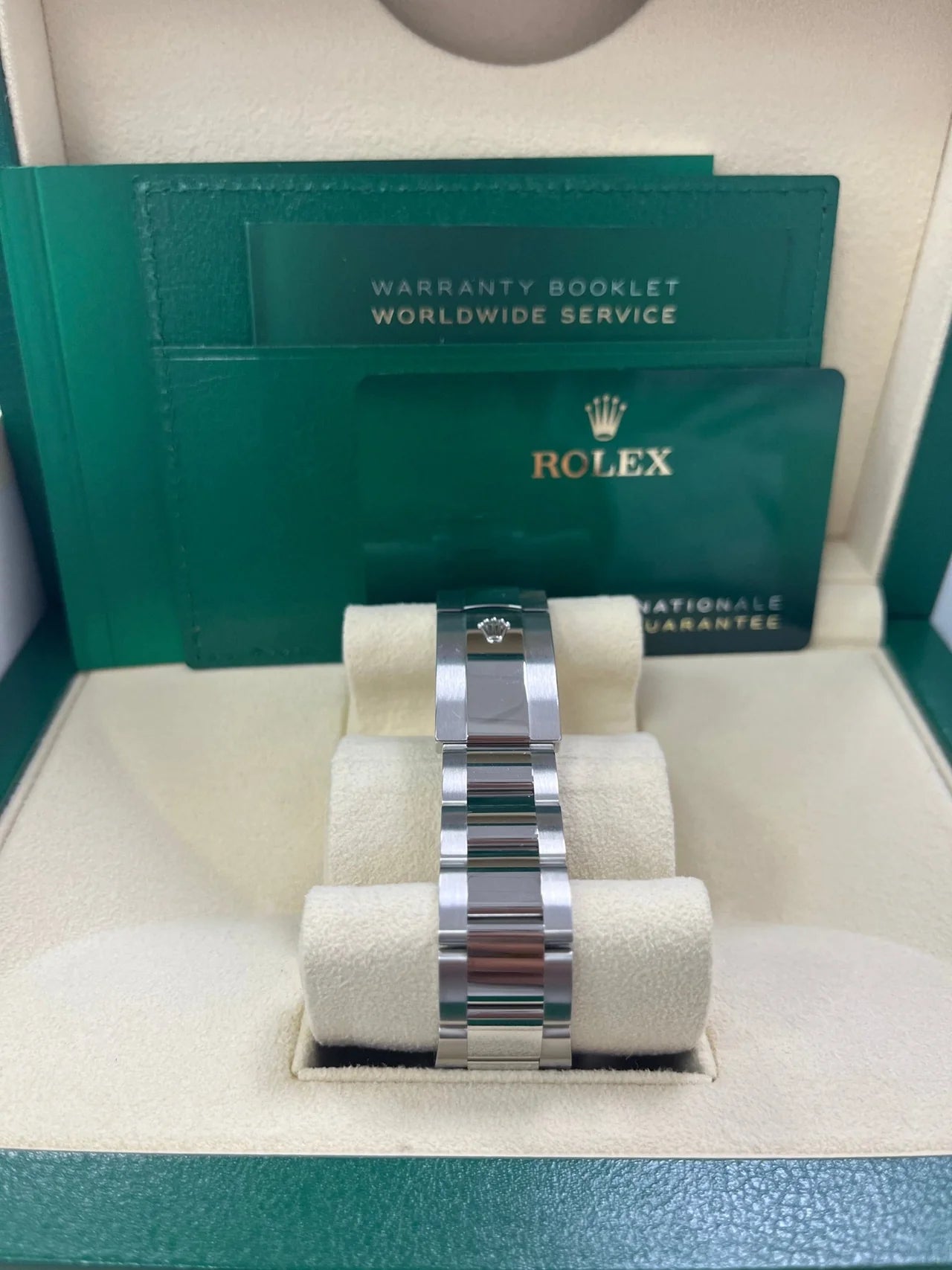 Rolex Datejust 41 Black dial Oyster