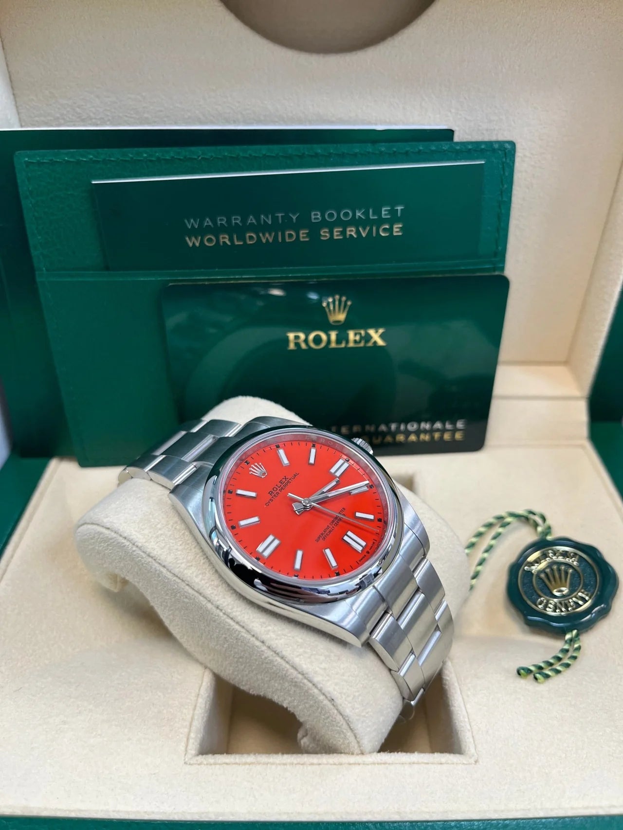 Rolex Oyster Perpetual Red Dial Oyster 124300