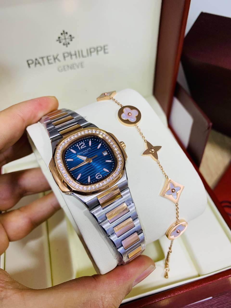 Montre Patek Philippe 2 Tone Fond Bleu Pour femme Verdaci